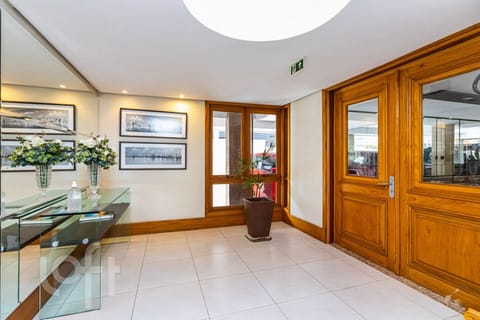 Image 35 - 232475